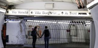 Roma: la fermata metro Spagna non riaprirà per Pasqua.