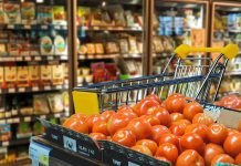 Minimarket, violazioni sulla sicurezza alimentare