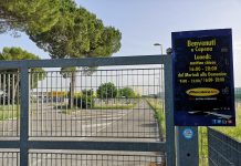 CAPENA, CANCELLI SBARRATI AL MERCATONE UNO