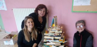 Morlupo, l’albero di Natale è fatto con i libri