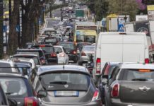 Irix: Roma è la seconda città al mondo per ore perse nel traffico. Settima Milano.