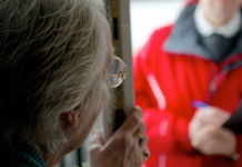 Coronavirus, truffe: si fingono addetti per i tamponi e derubano gli anziani. Già diversi casi.