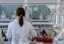 Covid-19, corsa al vaccino, lo Spallanzani in gara con 35 case farmaceutiche del mondo