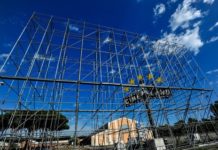 Ostia: al via il 4 luglio il mega cinema Drive-In, con 560 posti auto e 450mq di schermo.