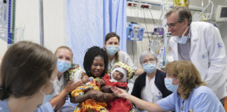 Separate con successo al Bambino Gesù due gemelline siamesi unite per la testa.