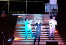 David, Martina e Federico, parole e musica per tornare a riveder le stelle.