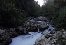 Schiuma nel Gramiccia, è la bava del nostro abbandono