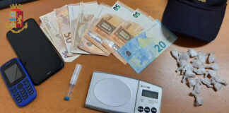 Roma: quattro arresti per detenzione e spaccio di stupefacenti.