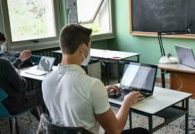 Sileri: “Scuola? Difficile ricominciare in presenza a settembre”.