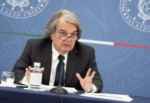 Dal 15 ottobre gli statali tornano in presenza. Con il green pass.