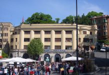 Sentenza Tar: via le bancarelle da piazzale Flaminio.