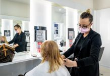 Da domani, “Green pass base” obbligatorio per andare da parrucchieri e centri estetici.