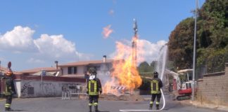 Capena: incendio alle porte del paese