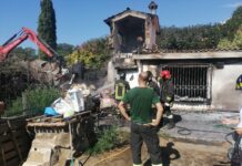 Mazzano, incendio villetta: trovati resti di 11 cani carbonizzati.