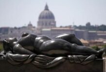 Le morbide sculture di Botero animeranno da oggi il cuore di Roma