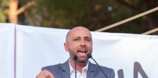 Fiano, Davide Santonastaso sindaco, vince con 900 voti di distacco